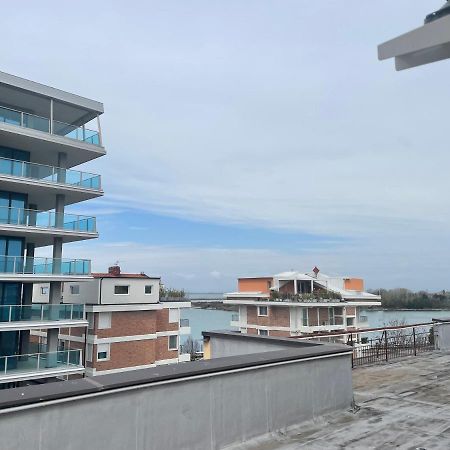 Appartamento In Villa Gioiosa Grado Eksteriør billede